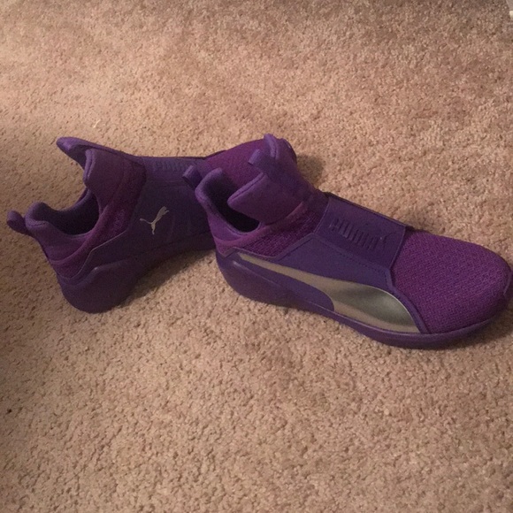 Puma Shoes - Purple/Silver Pumas